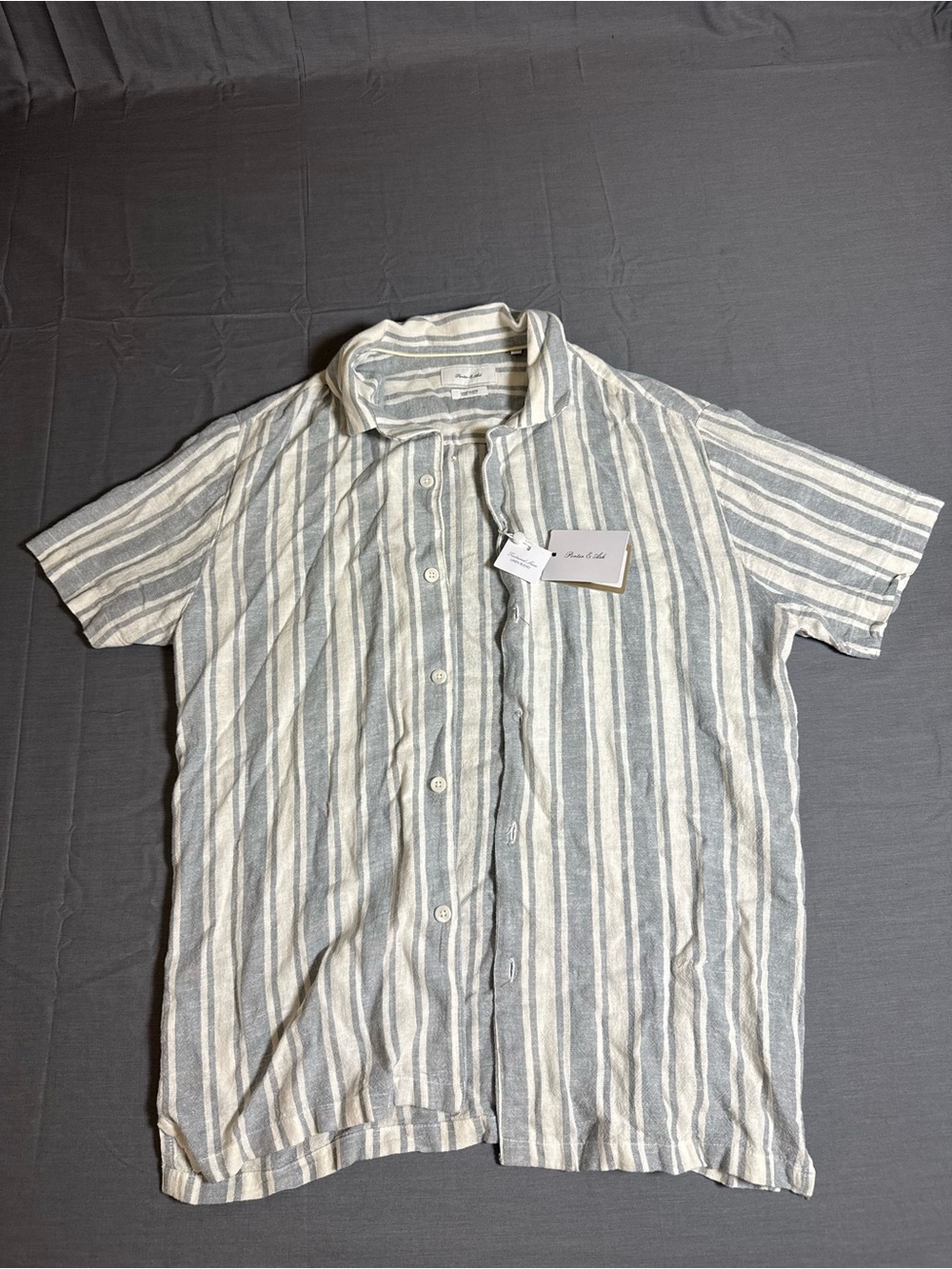 Light Gray & White Striped Short-Sleeve Button-Up Shirt